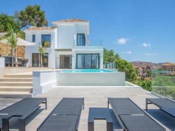 Why the Best Time to Book Your Marbella Summer Vacation Villa is NOW!